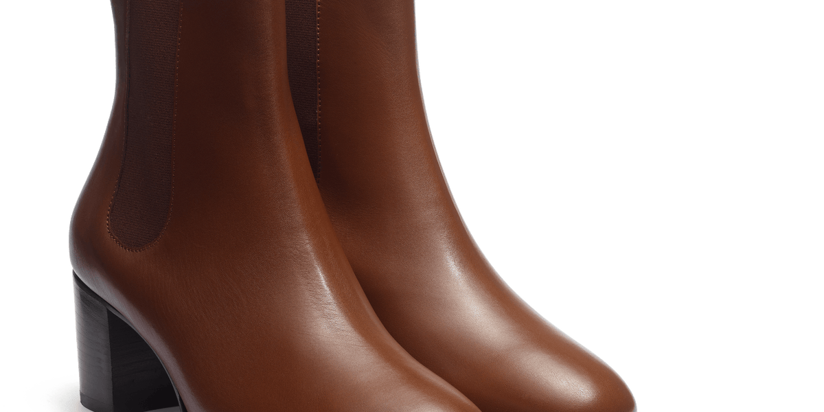 Women's Heeled Chelsea Boot in Brown Supple Calfskin | J.M. Weston
