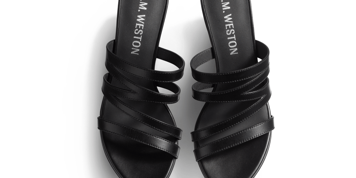 HIGH PUMP MULE 7 CM IN BLACK CALFSKIN main image 1