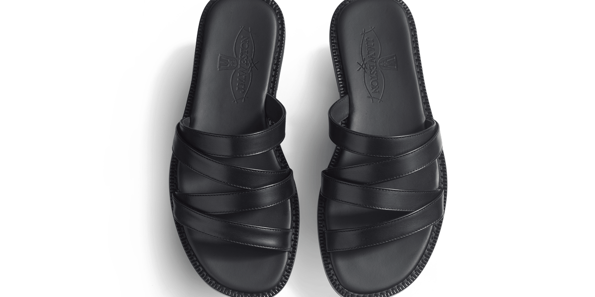 MID-HEEL MULE IN BLACK CALFSKIN