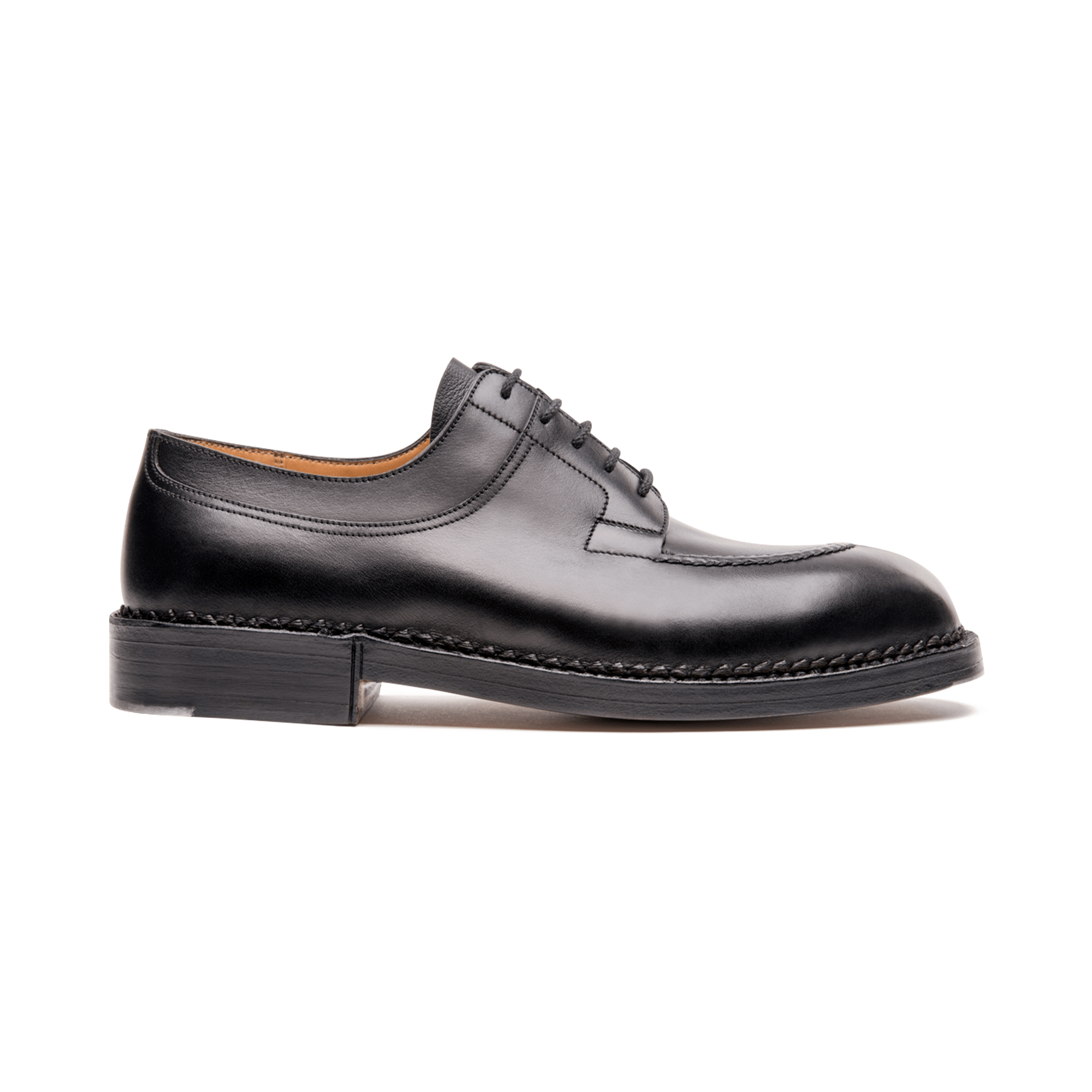 Service d'entretien de chaussures Genève • Magasin de chaussures de luxe