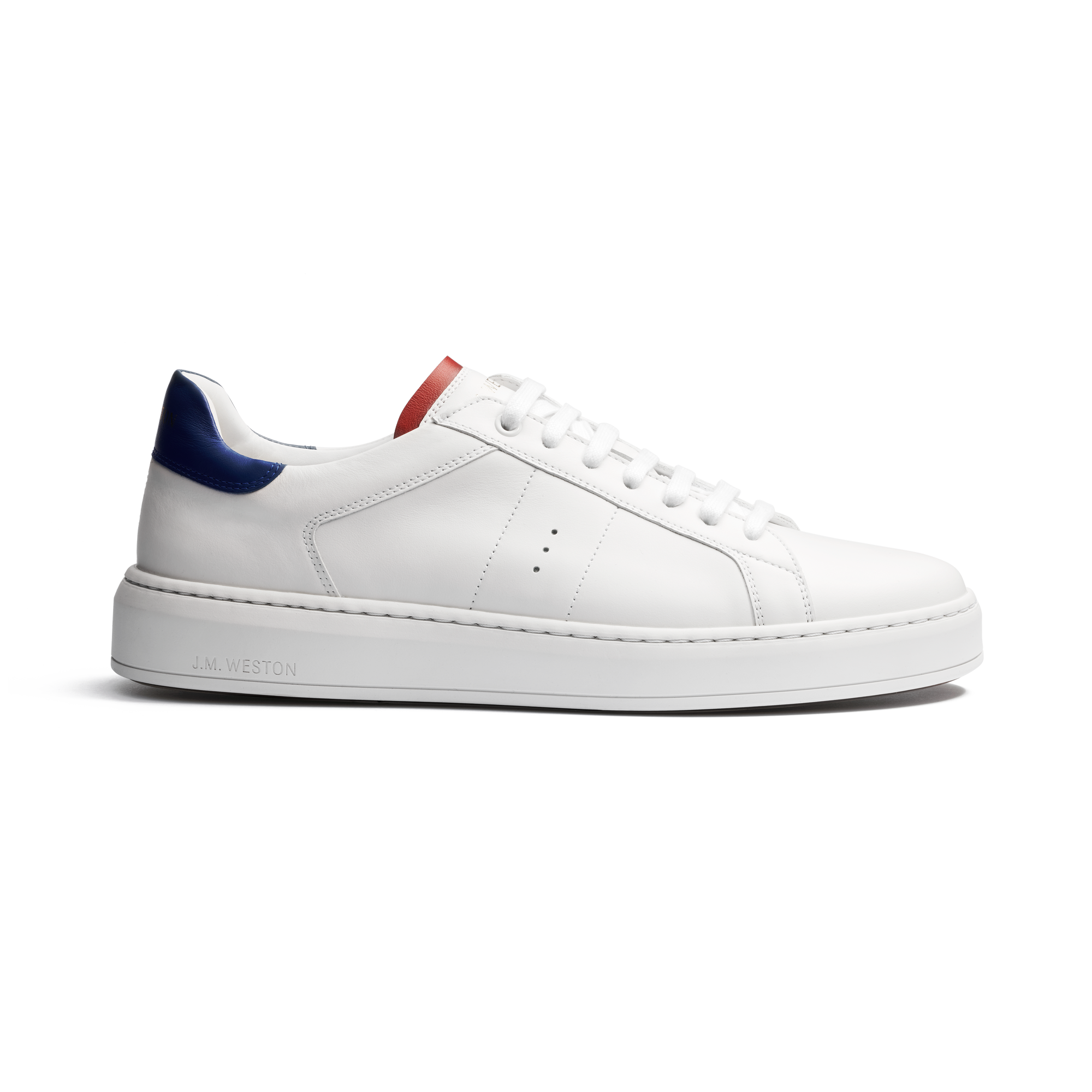Basket On Time [cuir lisse blanc détails bleus et rouge]