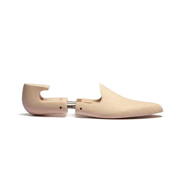 Embauchoir Baskets Homme et Femme en Bois de Tilleul – Weston